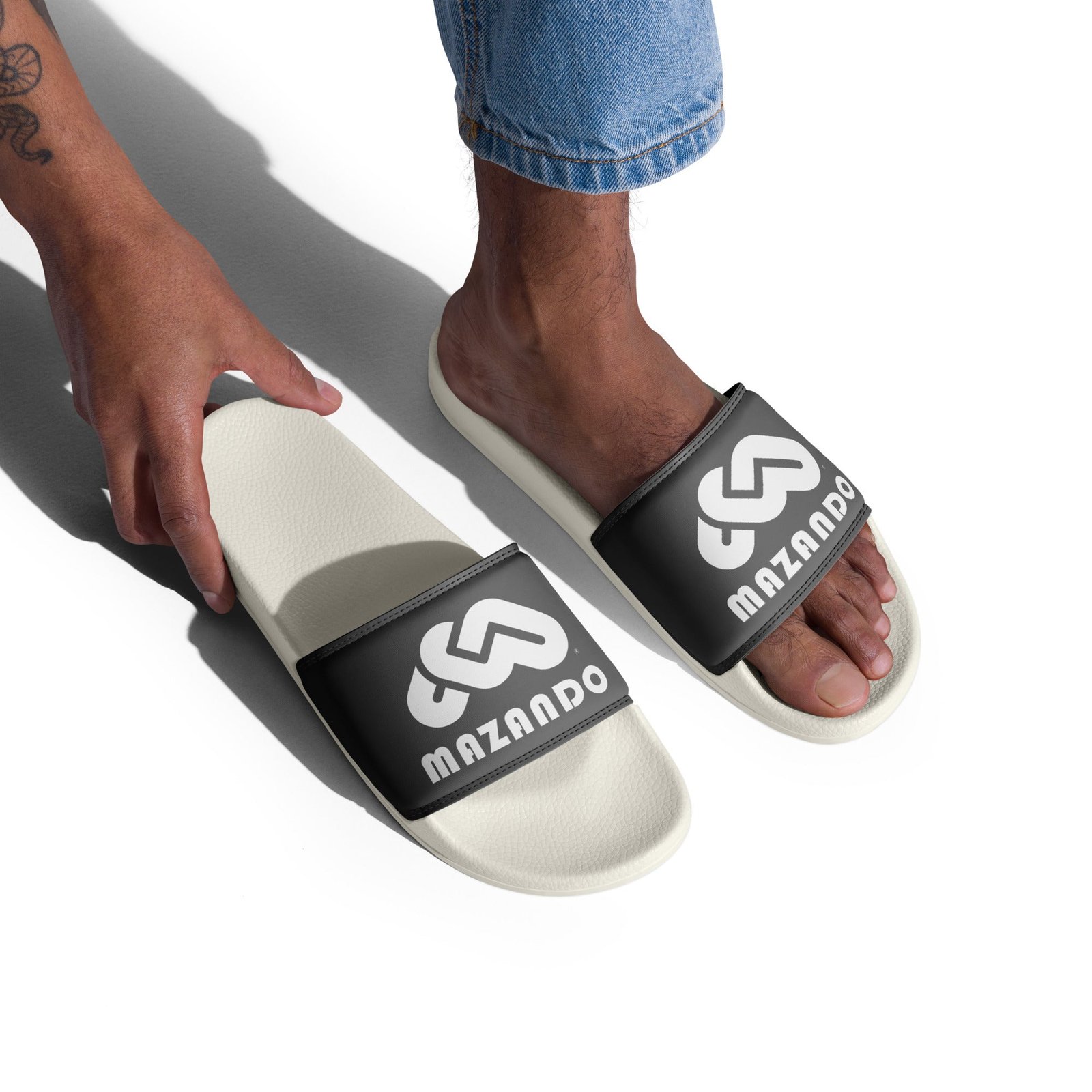 Men’s slides - Image 12